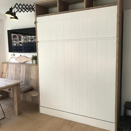 Apartment Zalig In *
